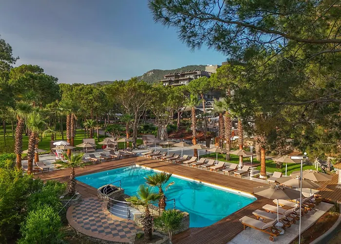 Semesteranläggning (resort) Balmy Foresta 5*