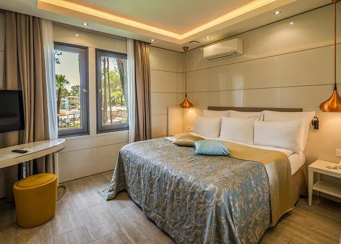 Balmy Foresta 5*