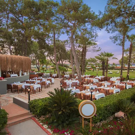 Balmy Foresta Resort