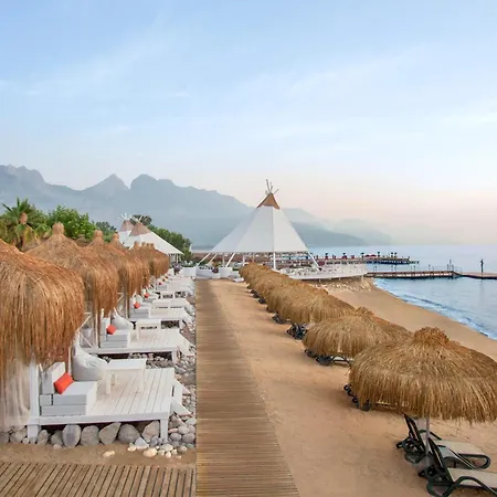 Resort Balmy Foresta 5*