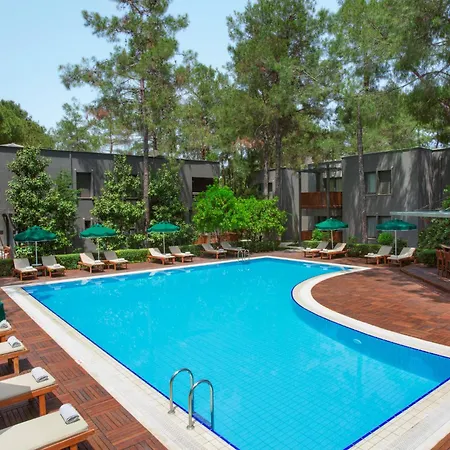Balmy Foresta 5*