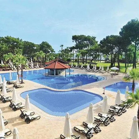 Balmy Foresta Resort 5*